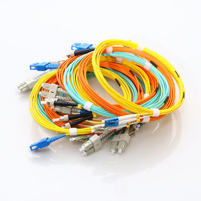SM DX ফাইবার কেবল প্যাচ কর্ড SC APC থেকে LC UPC ক্লিপগুলি RoHS অনুগত